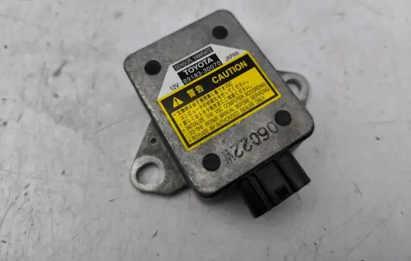 Lexus GS 300 350 430 450H ESP acceleration yaw rate sensor 8918330070