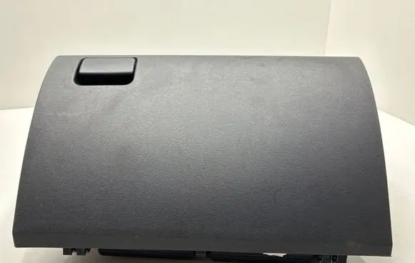 Toyota Avensis T270 Glove box 5555005090