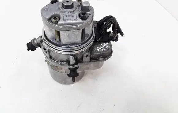 Opel Astra H Power steering pump