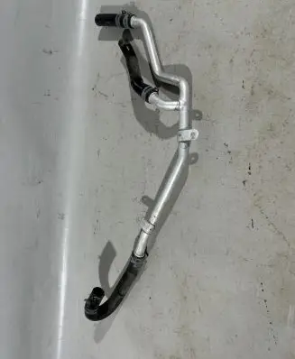 Porsche Cayenne (92A) Engine coolant pipe/hose 7P5815801 7P5815979A 7P5819808