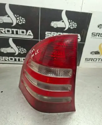 Mercedes-Benz C W203 Rear/tail lights 2038202364L