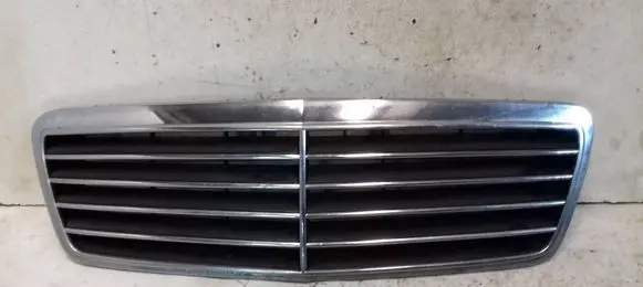 Mercedes-Benz CLK A208 C208 Front grill 771500002