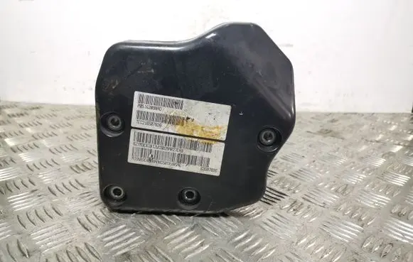 Jeep Grand Cherokee Other engine bay part P05162098AD
