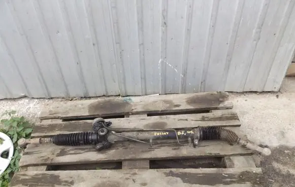 Volkswagen PASSAT B5.5 Steering rack