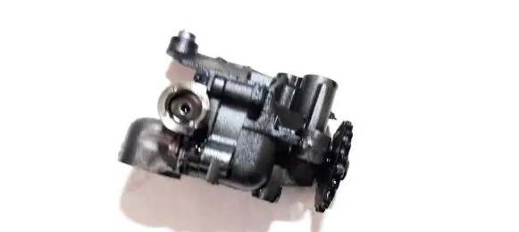 Volkswagen Polo Oil pump 045115105C 045115109A