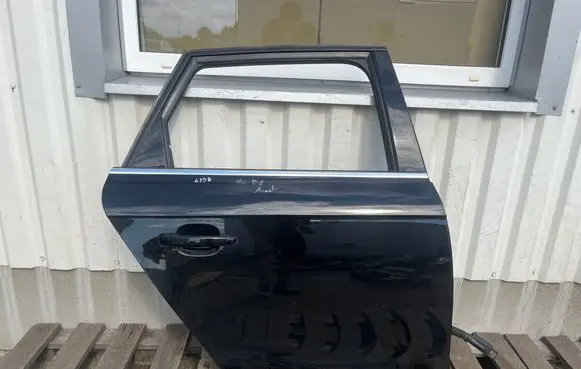 Audi A4 S4 B8 8K Rear door