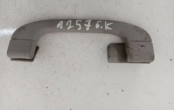 BMW 1 E81 E87 Rear interior roof grab handle 7033661 7033659