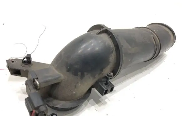 Ford Focus Mass air flow meter 76894844