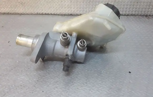 Volvo S80 Master brake cylinder 03350885571