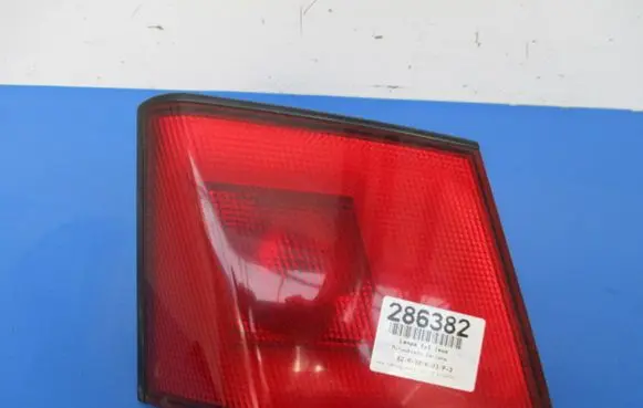 Mitsubishi Carisma Rear/tail lights