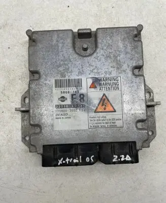 Nissan X-Trail T30 Engine control unit/module 23710EQ405 2758003802 5808380