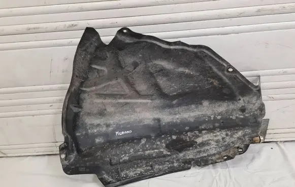 Front wheel arch liner splash guards