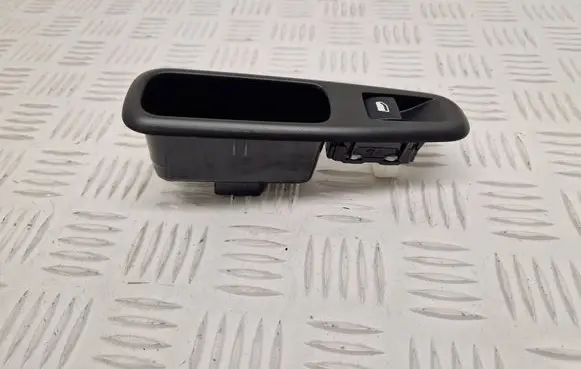 Citroen C3 Electric window control switch 98007337ZD