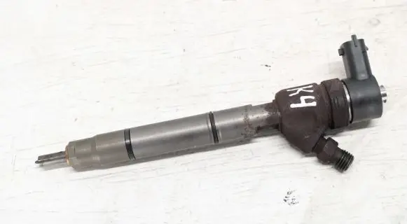 KIA Ceed Fuel injector 338002A900 0445110320
