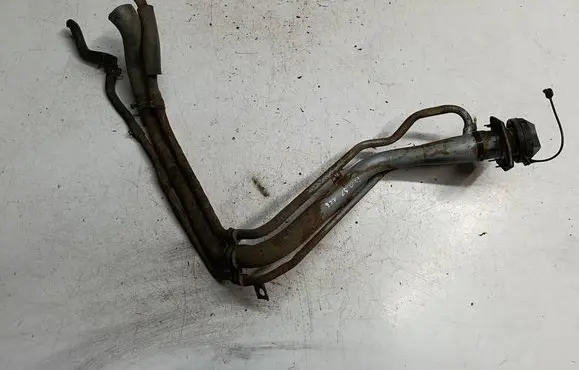 Hyundai i30 Fuel tank filler neck pipe 3158478