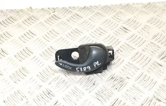Fiat Doblo Front door interior handle T044