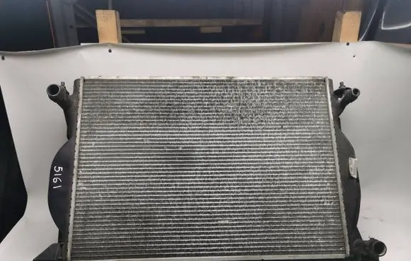Audi A4 S4 B6 8E 8H Coolant radiator 8E0121251C 8E0121251