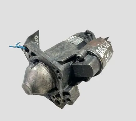 Nissan Qashqai Starter motor M000T87881 8200584675A
