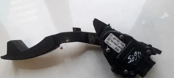 Renault Laguna II Accelerator throttle pedal 8200002904 6pv00811900