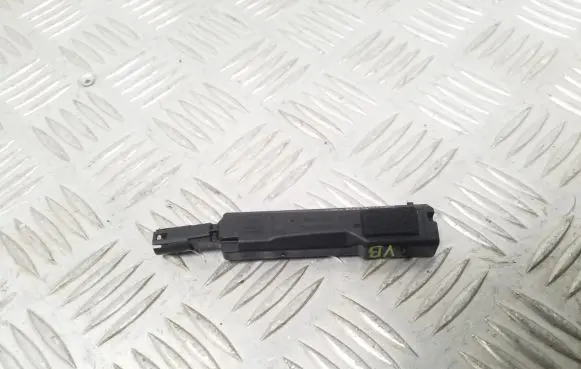 Audi Q5 SQ5 Sensor 8W0927753
