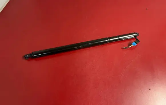 BMW X4 G02 Tailgate/trunk strut/damper 9482789