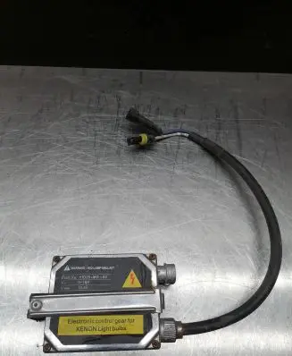 Mercedes-Benz CLK A208 C208 Xenon control unit/module HID35MD03