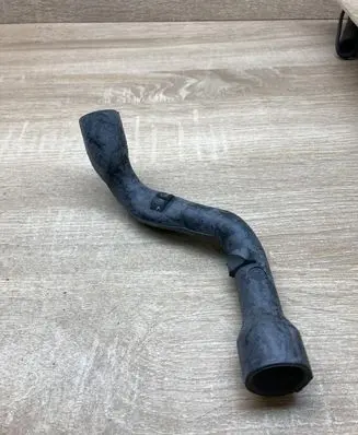 Mercedes-Benz ML W164 Breather/breather pipe/hose A6420160881
