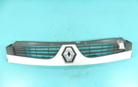 Renault Master II Front bumper upper radiator grill 8200426365 IMPRK1341060