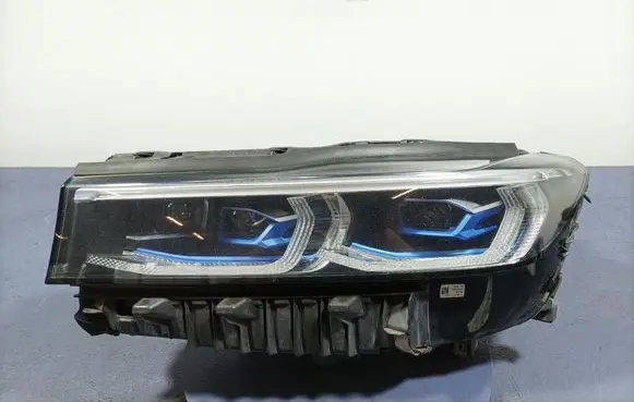 Audi A4 S4 B7 8E 8H Headlight/headlamp 7946775