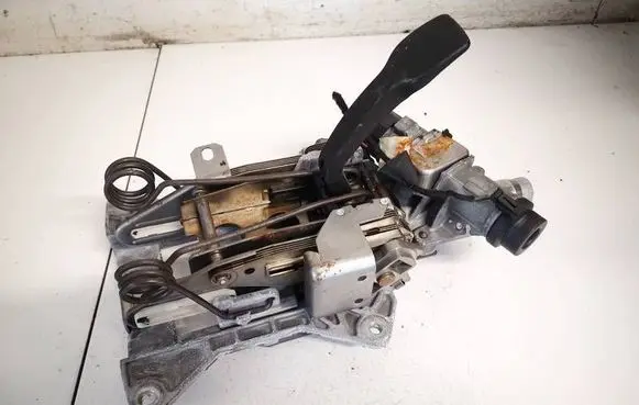 Audi A4 S4 B6 8E 8H Steering wheel axle