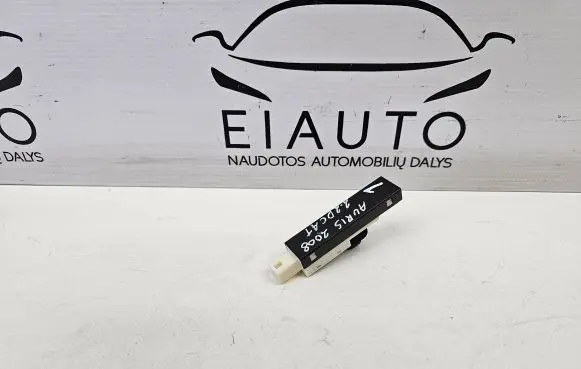 Toyota Auris 150 Keyless system antenna 52104 C7D1507