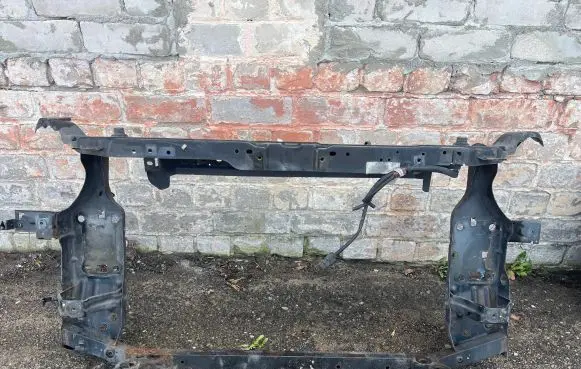 Nissan Qashqai Radiator support slam panel bracket 