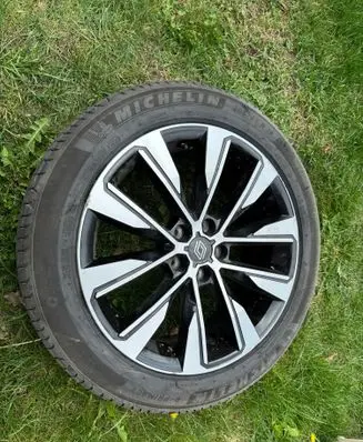 Renault Austral R19 alloy rim 403004873R 403004862R
