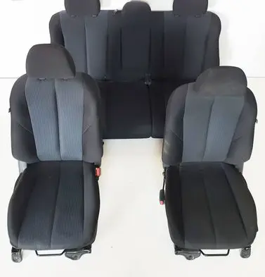 Isuzu D-Max Seat set