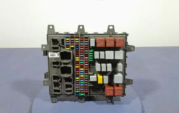 Renault Megane III Fuse box set 7421464562