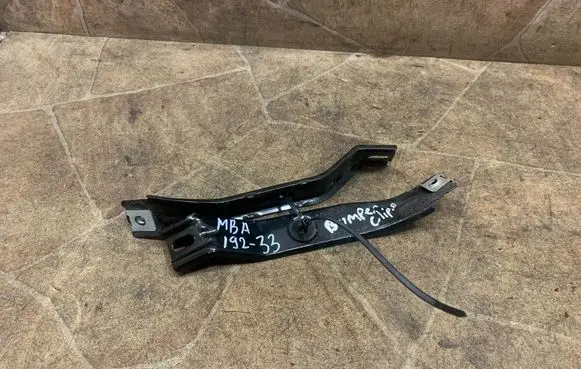 Mercedes-Benz GLA W156 X156 Fender mounting bracket A1566280114