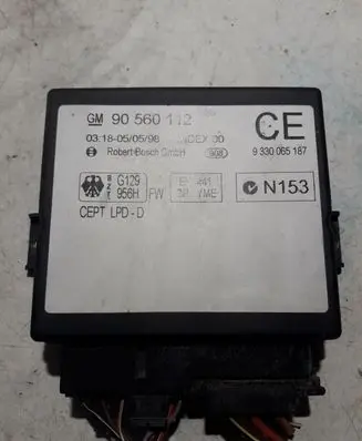 Opel Astra G Door central lock control unit/module GM90560112