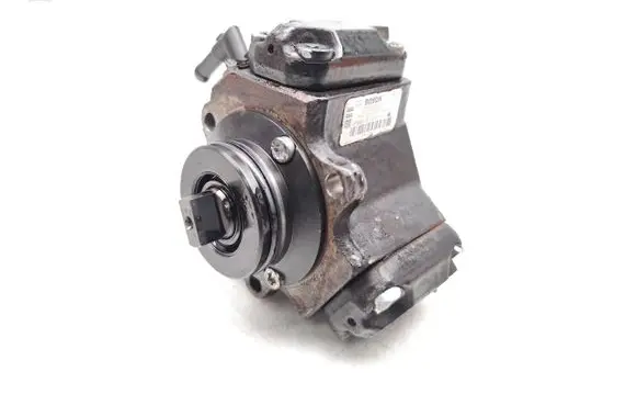 Opel Combo C Fuel injection high pressure pump 55185549 0445010092