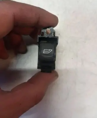 Volvo V70 Electric window control switch 30773273 03453410 90633080260389
