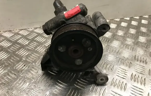 Iveco Daily 35 - 40.10 Power steering pump 504238603
