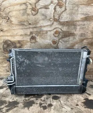 Seat Ibiza IV (6J,6P) Radiator set 6R0820411D