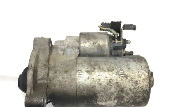 Peugeot 207 Starter motor 9647982880