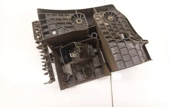 Volkswagen PASSAT B6 Fuse box set 1K0937540