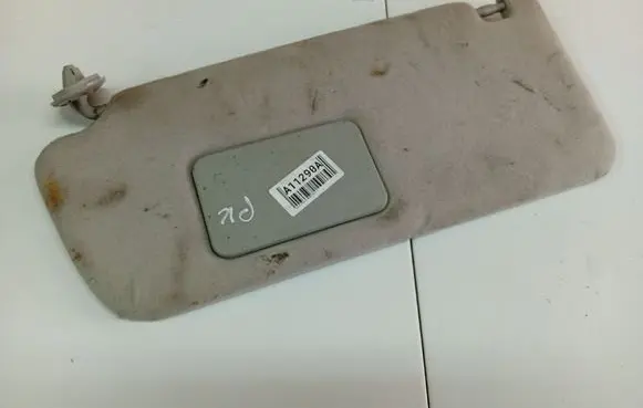 Toyota Corolla Verso AR10 Sun visor 