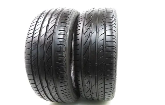 Volkswagen Golf V R16 summer tire 