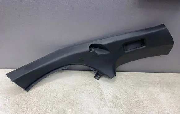 BMW 3 E46 (D)pillar trim (top) 8209013