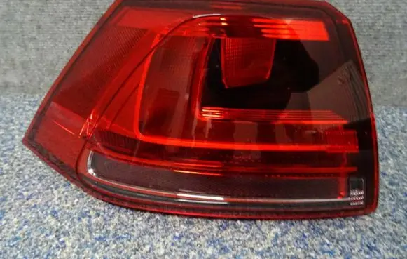 Volkswagen Golf VII Rear/tail lights 5GM945095B