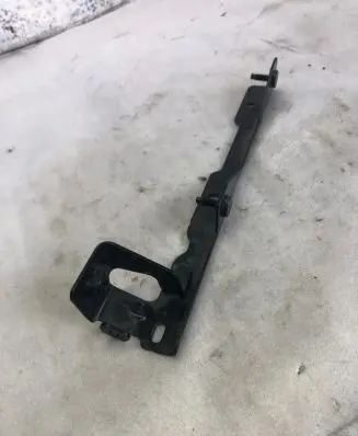 Nissan Juke II F16 Other engine bay part 271c89923r