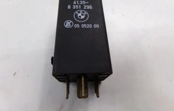 BMW 5 E34 Other relay