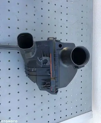 Opel Vivaro Air filter box